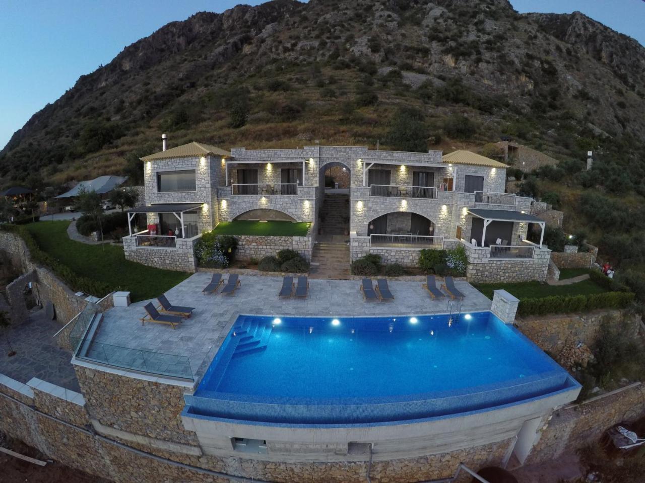 Petra Thea Apartment Kalamata Exterior foto